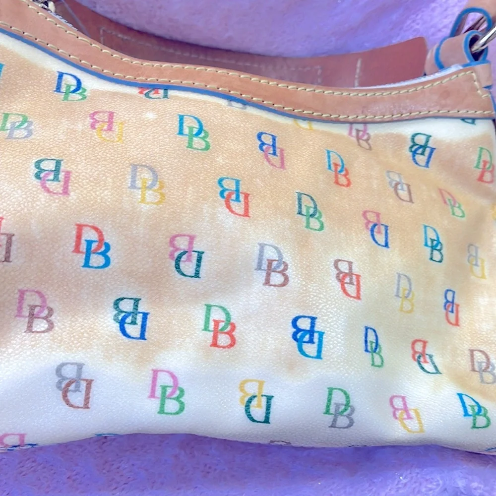 Dooney and Bourke Wallet and shoulder bag🙌💕!! - Picture 2 of 7